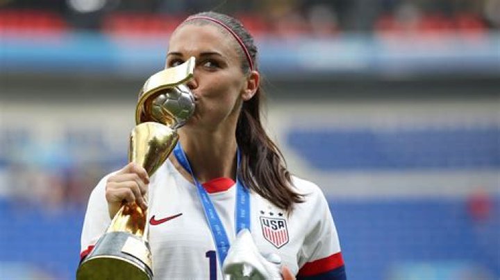 Alex Morgan Height, Age & Measurements How tall is Alex Morgan?